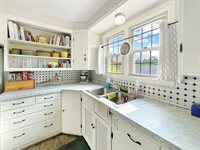 510 W Evelyn St, Freeport, IL 61032