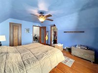 510 W Evelyn St, Freeport, IL 61032