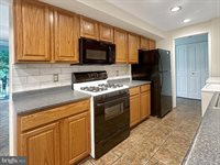 10230 Prince Place, Upper Marlboro, MD 20774