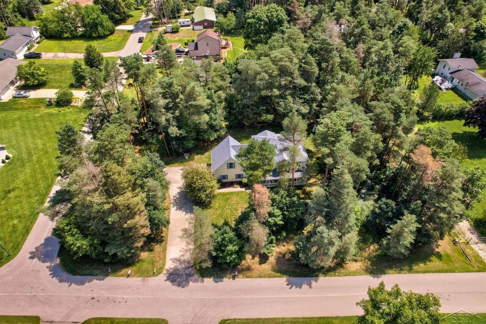 1669 Cedar Knoll Lane, Caro, MI 48723