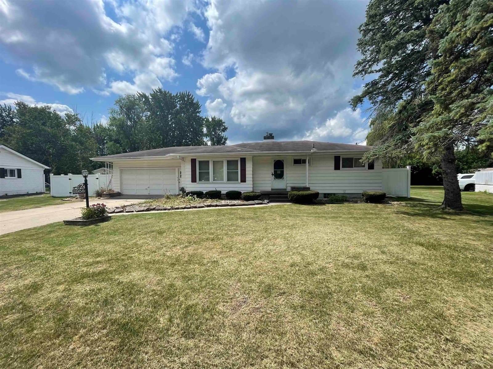 2958 Arlington Drive, Saginaw, MI 48601