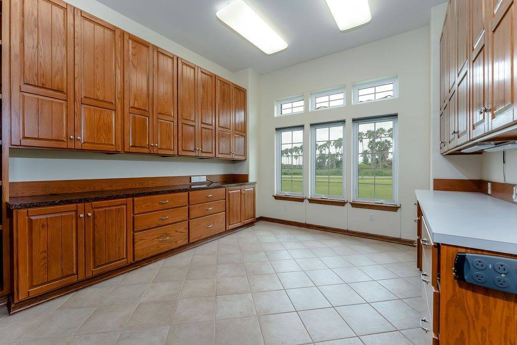 172 South San Roman, Bayview, TX 78566