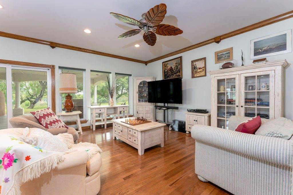 172 South San Roman, Bayview, TX 78566