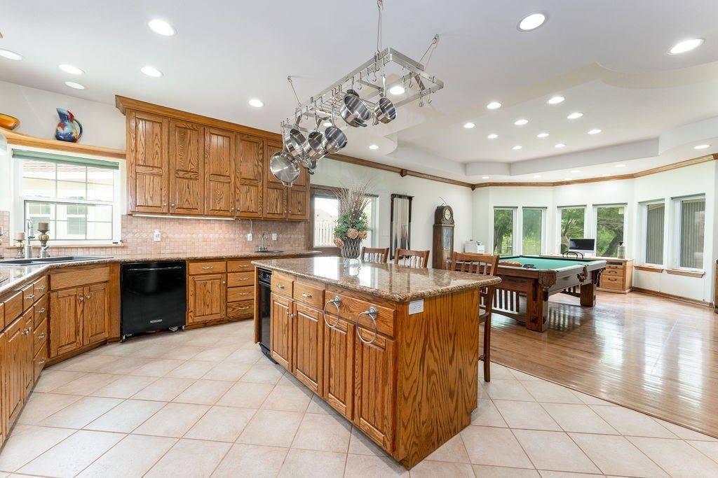 172 South San Roman, Bayview, TX 78566