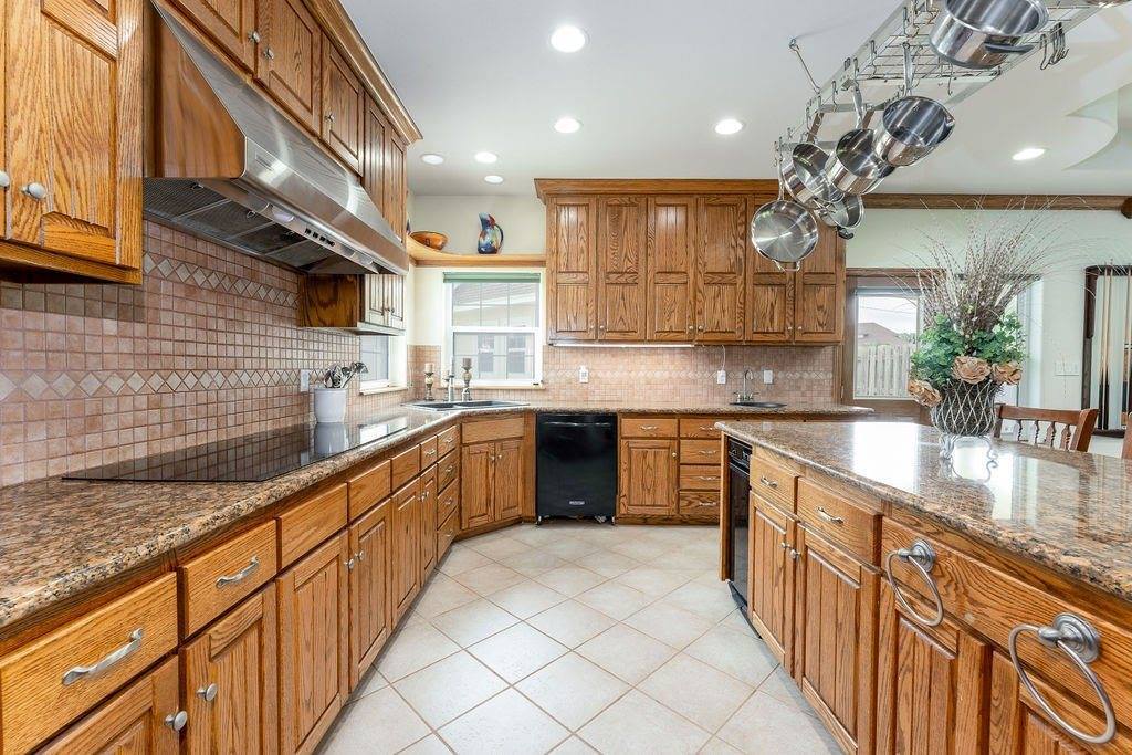 172 South San Roman, Bayview, TX 78566