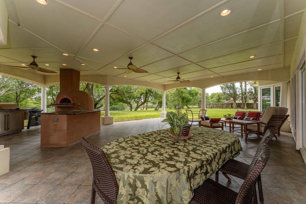 172 South San Roman, Bayview, TX 78566