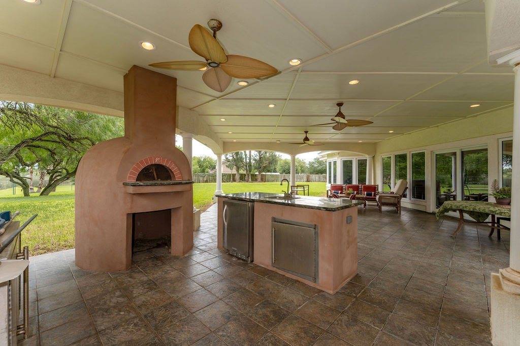 172 South San Roman, Bayview, TX 78566