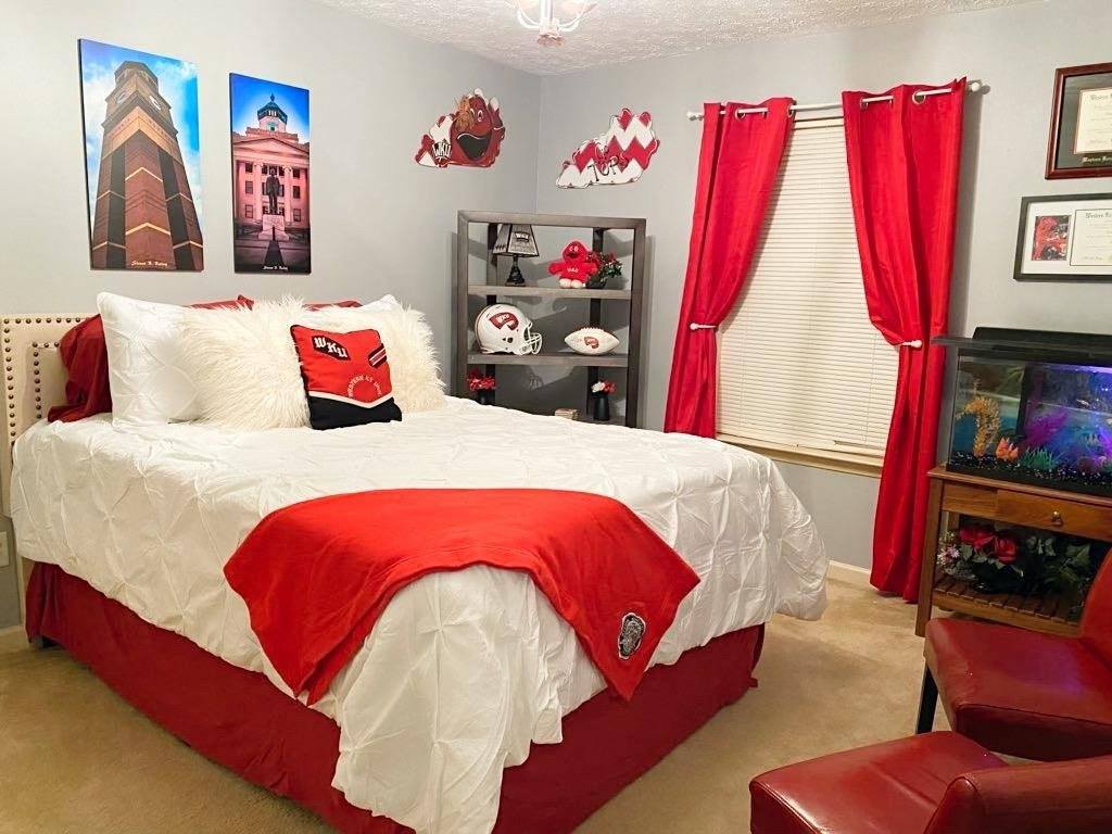 323 Turkey Run Drive, Bowling Green, KY 42101