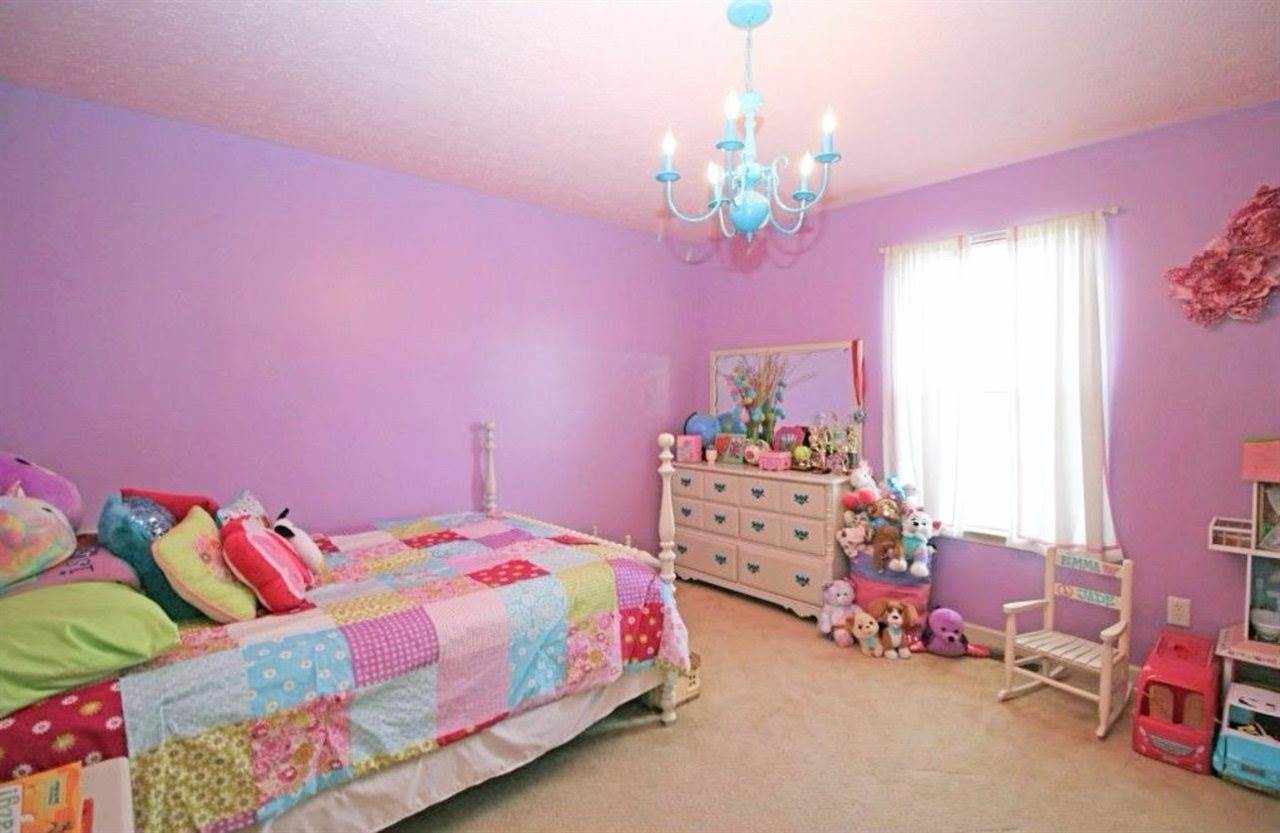 323 Turkey Run Drive, Bowling Green, KY 42101