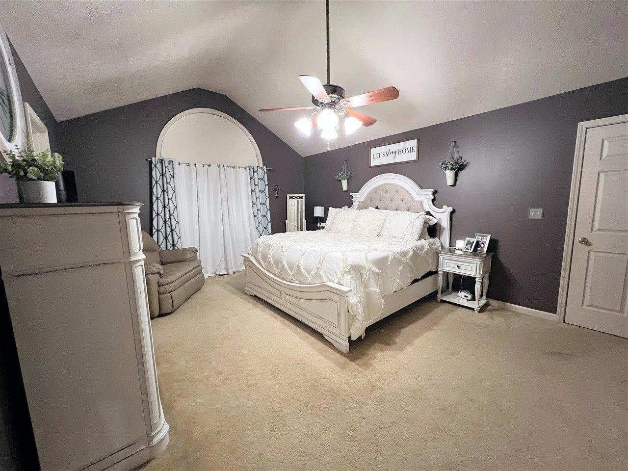 323 Turkey Run Drive, Bowling Green, KY 42101