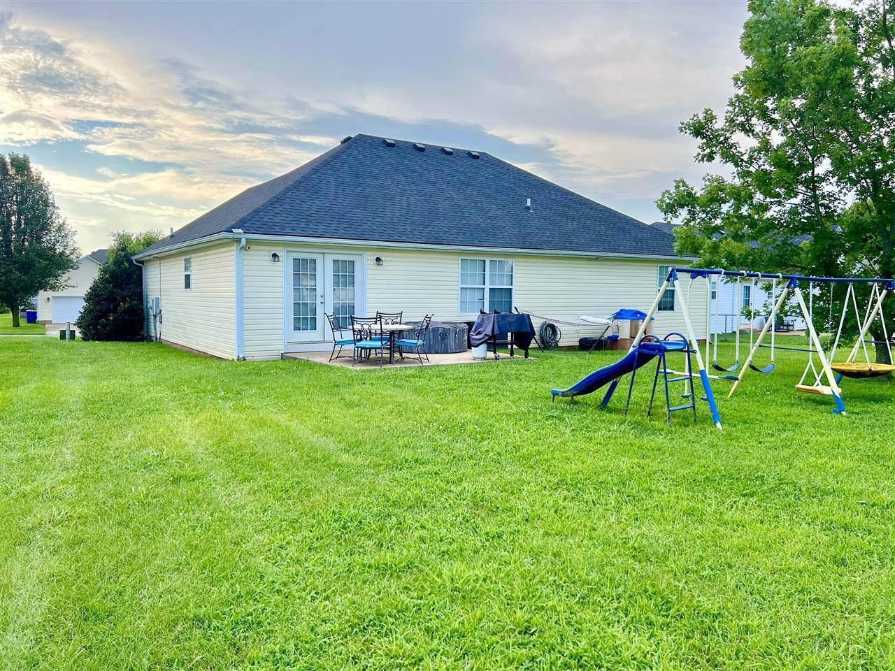 323 Turkey Run Drive, Bowling Green, KY 42101