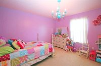 323 Turkey Run Drive, Bowling Green, KY 42101