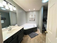 323 Turkey Run Drive, Bowling Green, KY 42101