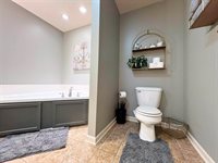 323 Turkey Run Drive, Bowling Green, KY 42101