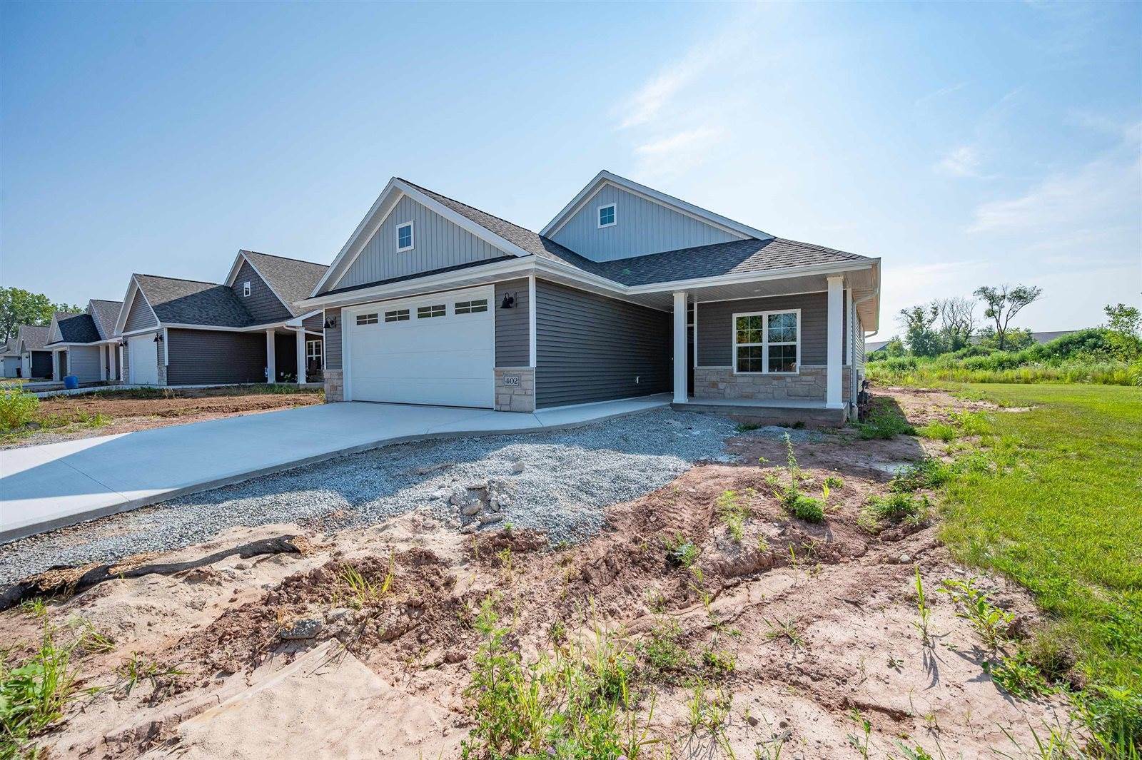 402 Hidden Creek Trail, Green Bay, WI 54303