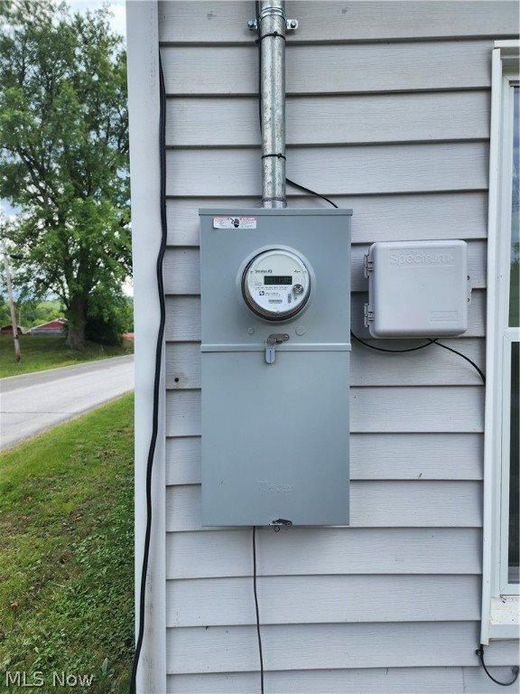 69301 Birmingham Road North, Lore City, OH 43755