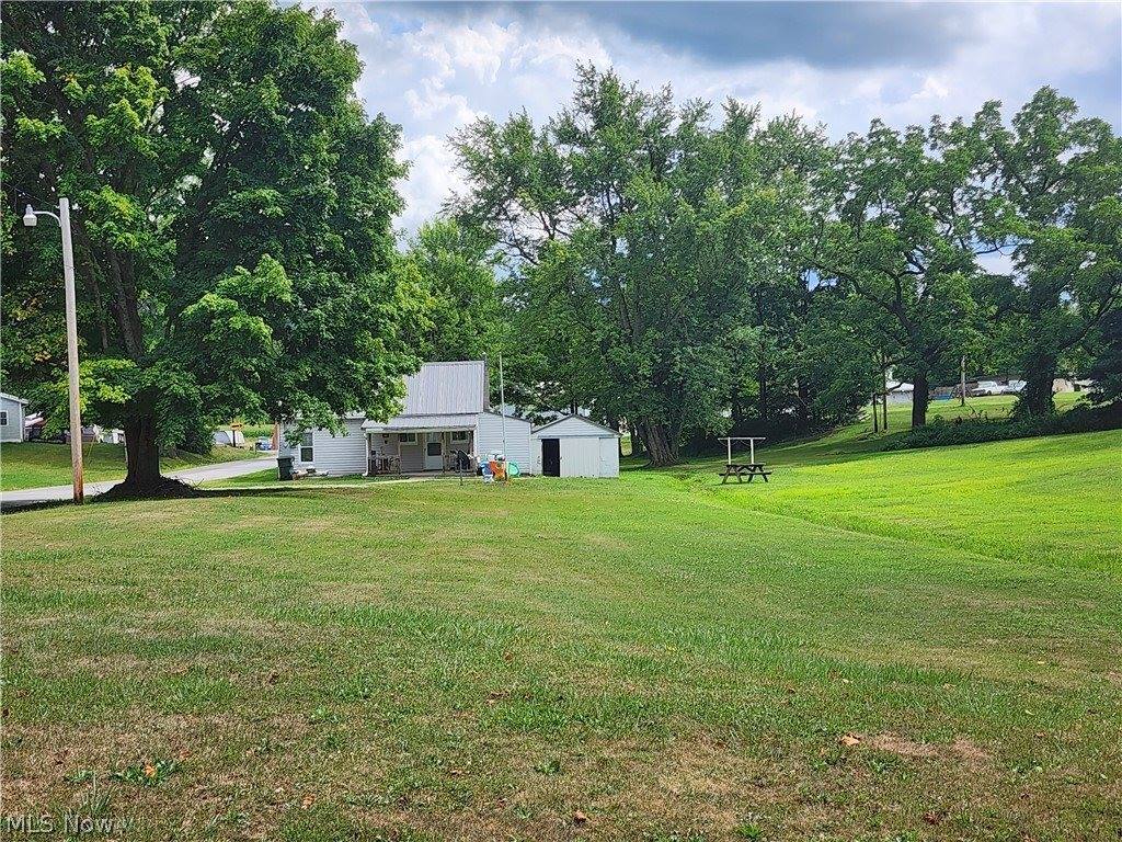 69301 Birmingham Road North, Lore City, OH 43755