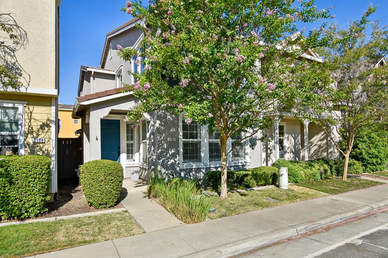 3106 Lea Sterling Way, Rancho Cordova, CA 95670