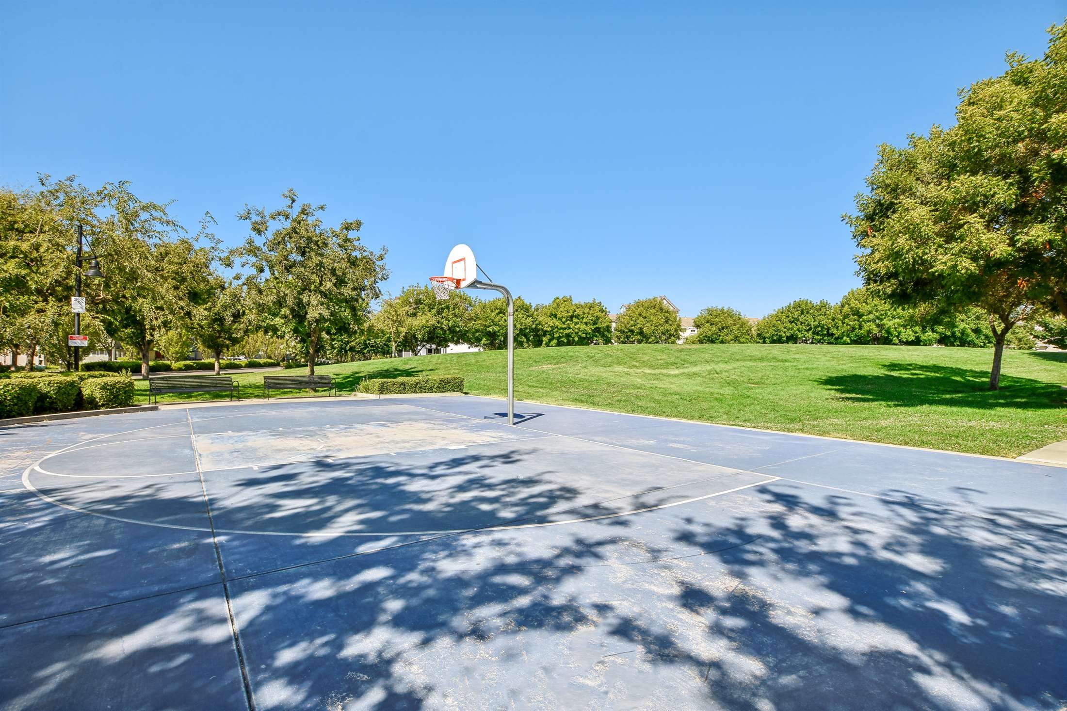 3106 Lea Sterling Way, Rancho Cordova, CA 95670