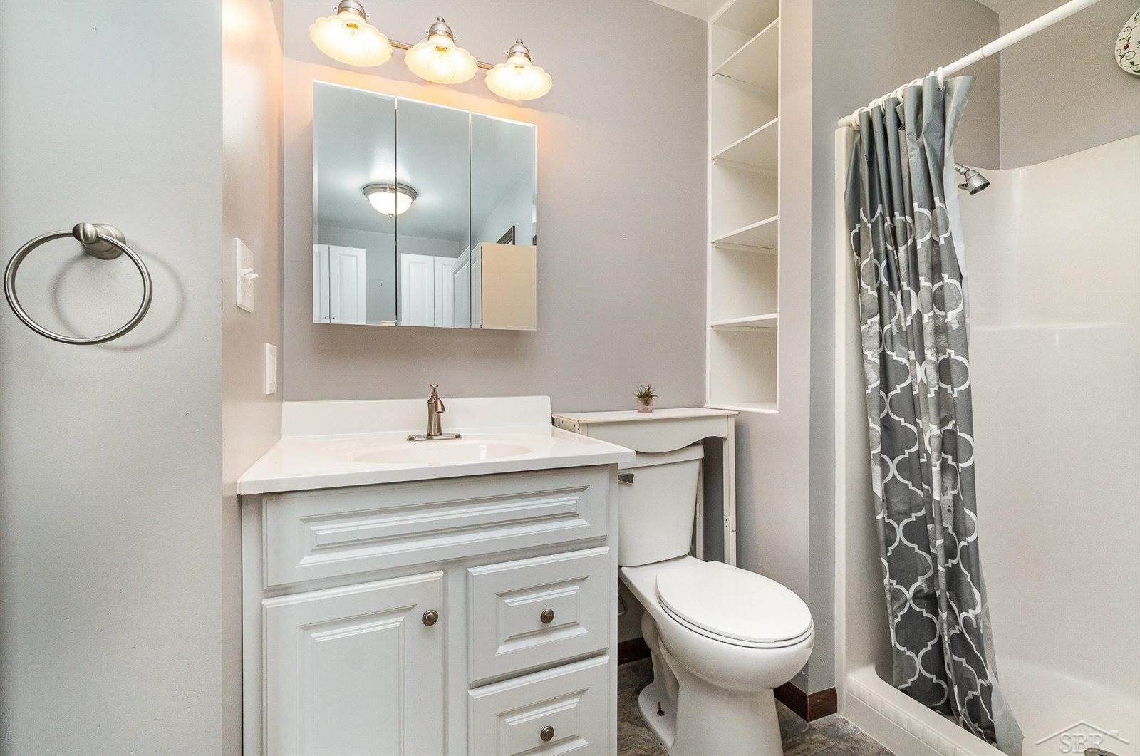 571 E Dawn Drive, Saginaw, MI 48623