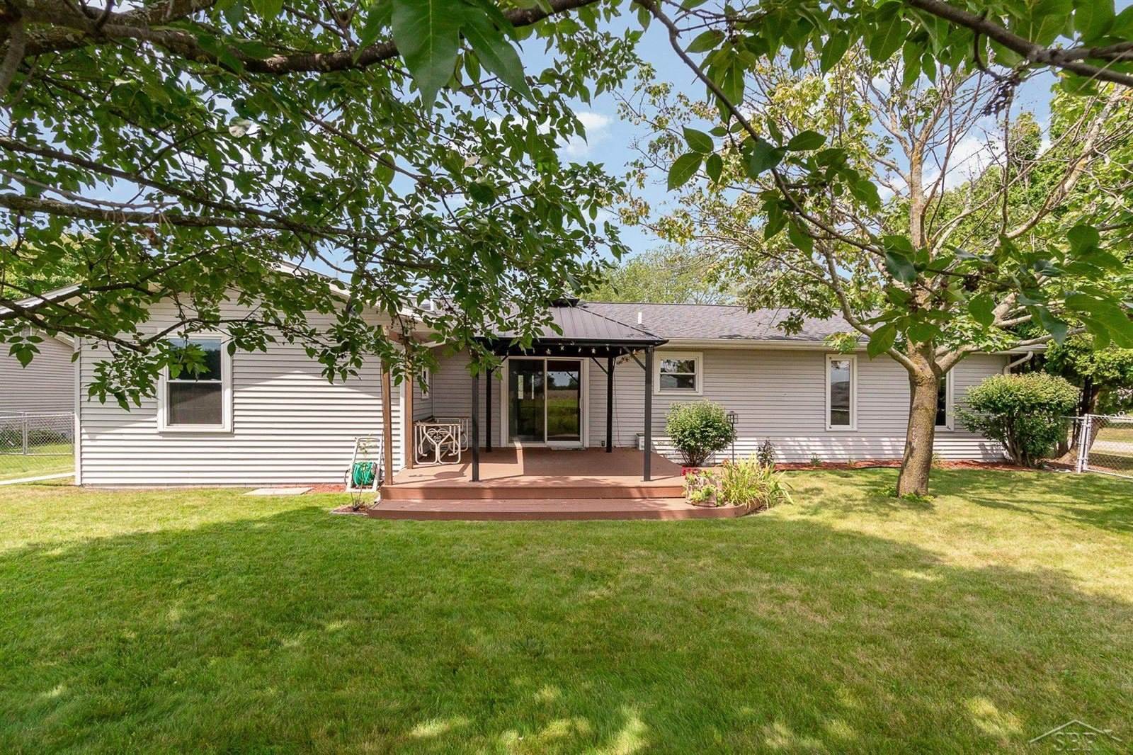 571 E Dawn Drive, Saginaw, MI 48623