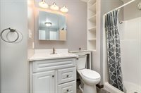 571 E Dawn Drive, Saginaw, MI 48623