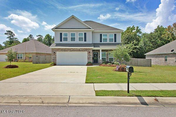 9371 Nuthatch Court, Biloxi, MS 39532