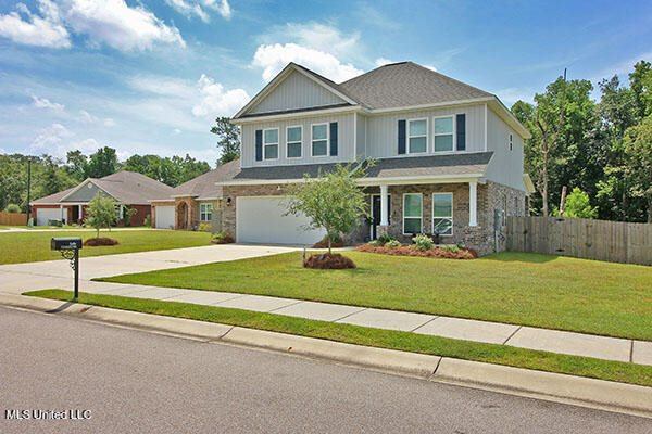 9371 Nuthatch Court, Biloxi, MS 39532