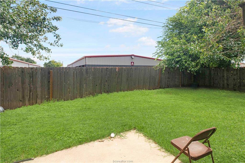 122 Sterling Street, College Station, TX 77840