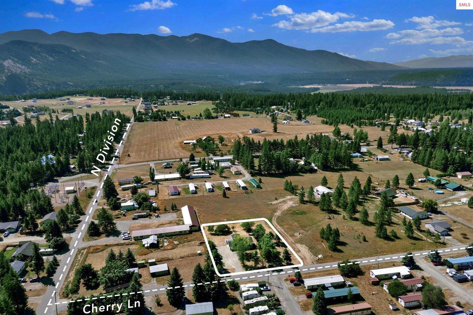 60 Cherry Lane, Moyie Springs, ID 83845