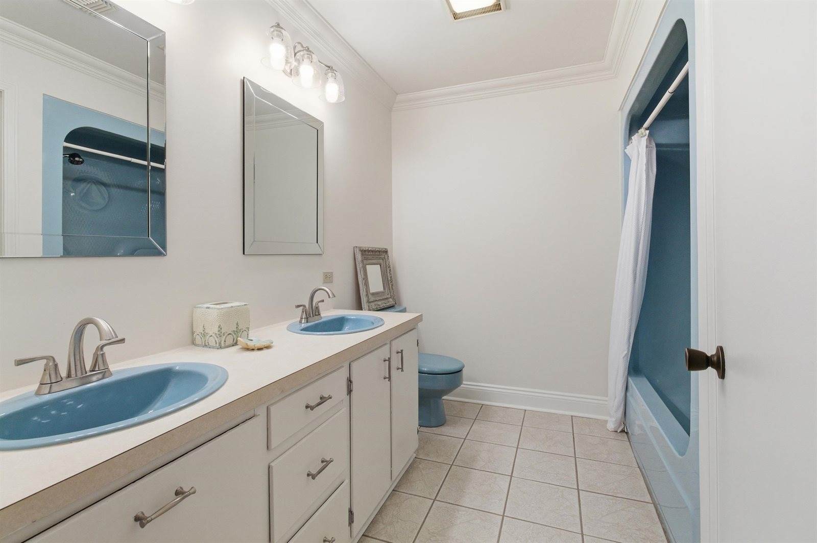 189 Palm Ave, Larose, LA 70373