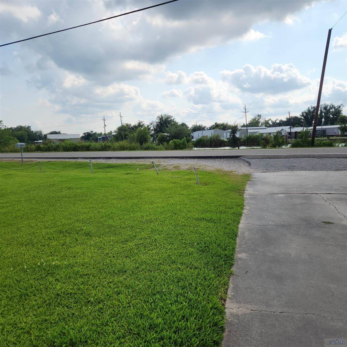 15657 East Main Street, Cut Off, LA 70345