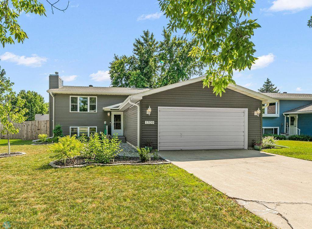 1709 3rd Avenue East, West Fargo, ND 58078