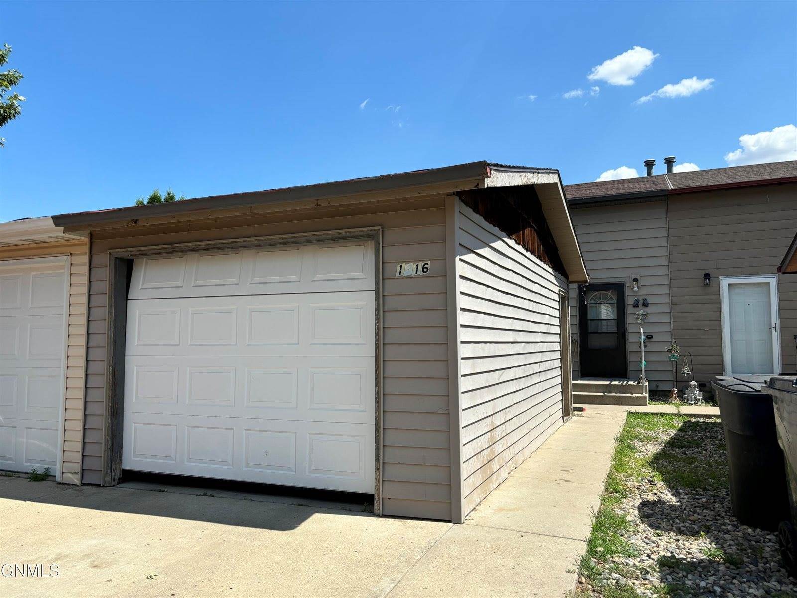 1216 East Ridge Court Court, Williston, ND 58801