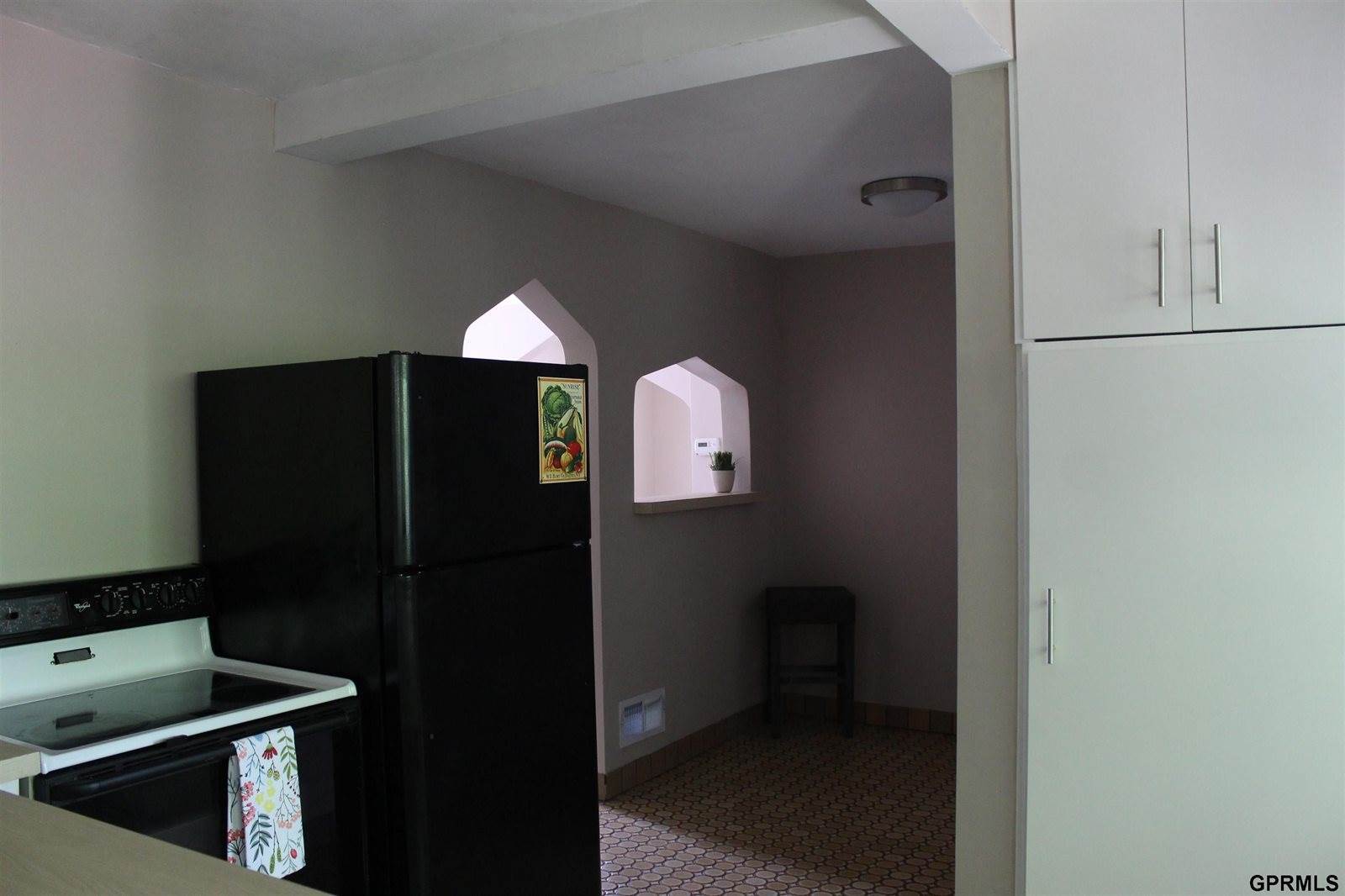 6106 Pratt Street, Omaha, NE 68104