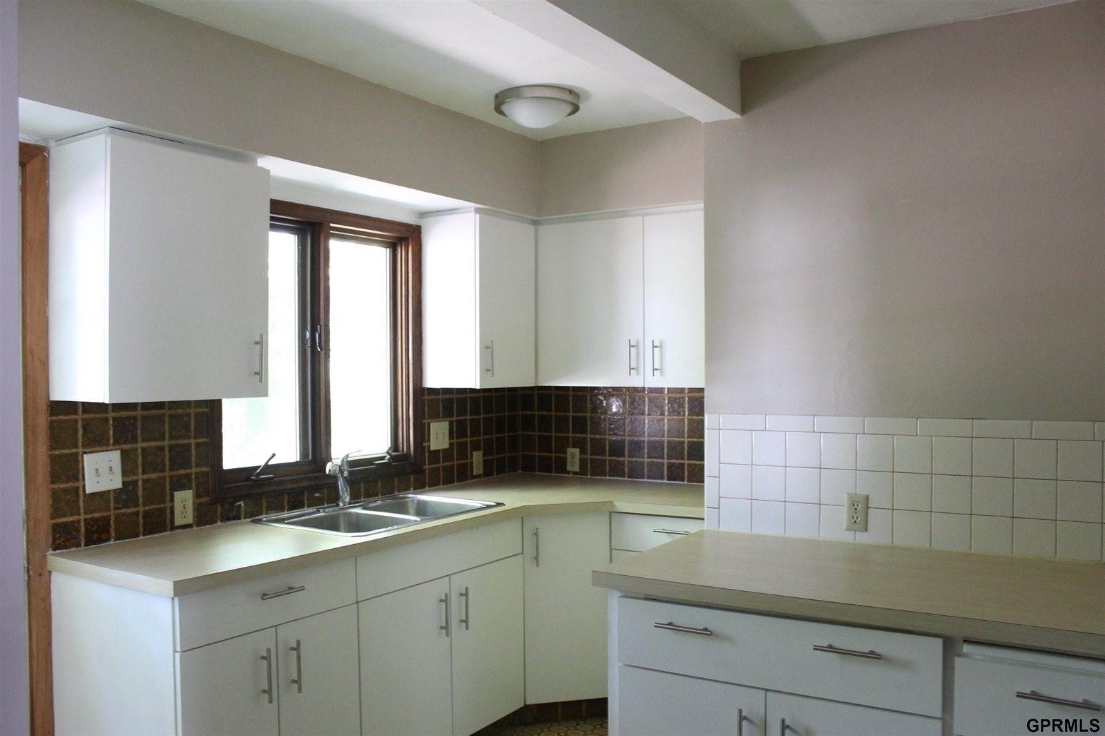 6106 Pratt Street, Omaha, NE 68104