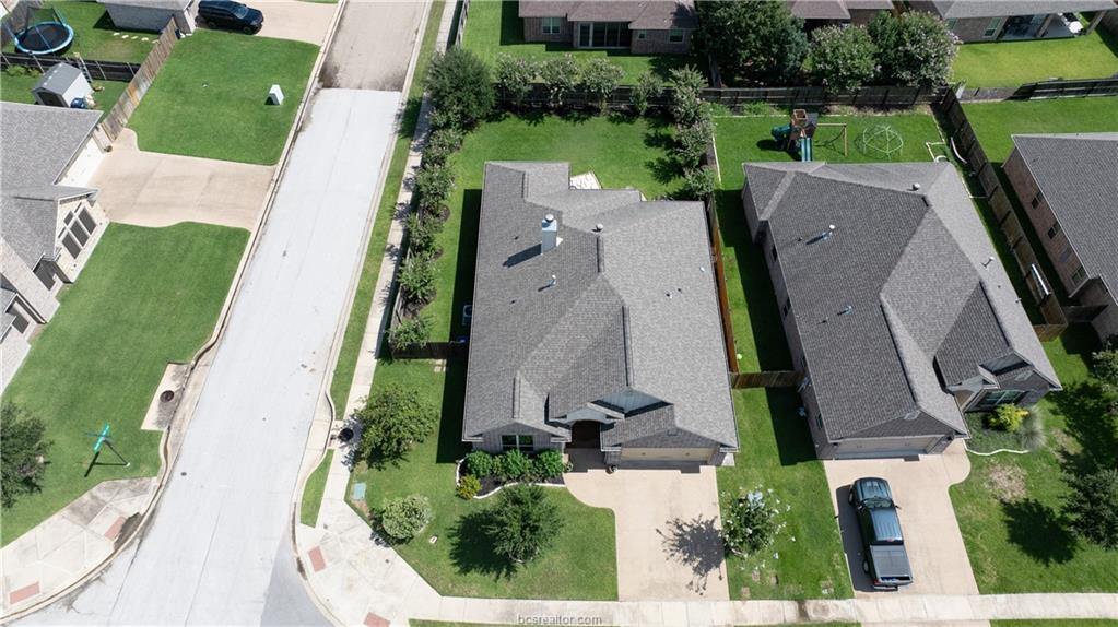 15621 Shady Brook Lane, College Station, TX 77845