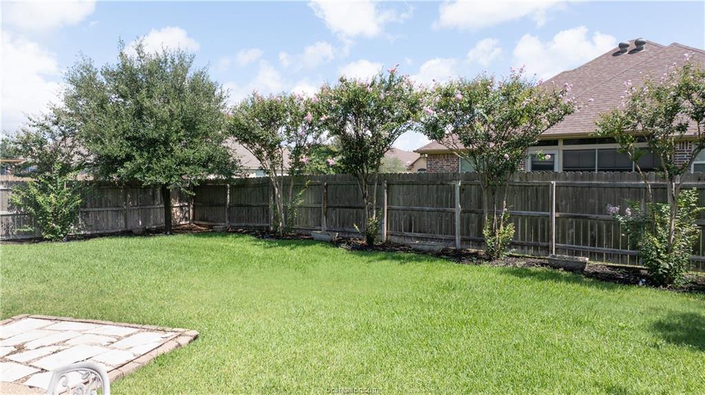 15621 Shady Brook Lane, College Station, TX 77845