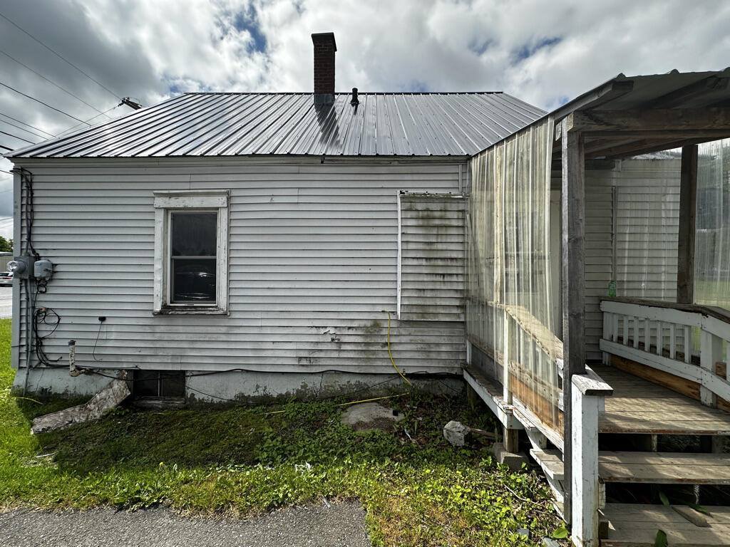 57 Parsons Street, Presque Isle, ME 04769