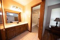 40099 Todd Dr, Prairieville, LA 70769