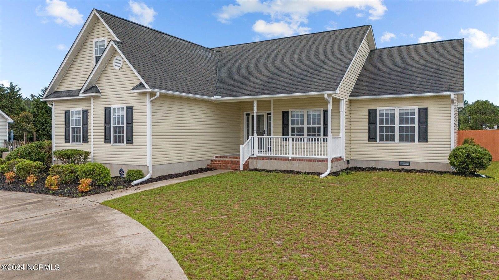 550 West Denny Avenue, Pinebluff, NC 28373