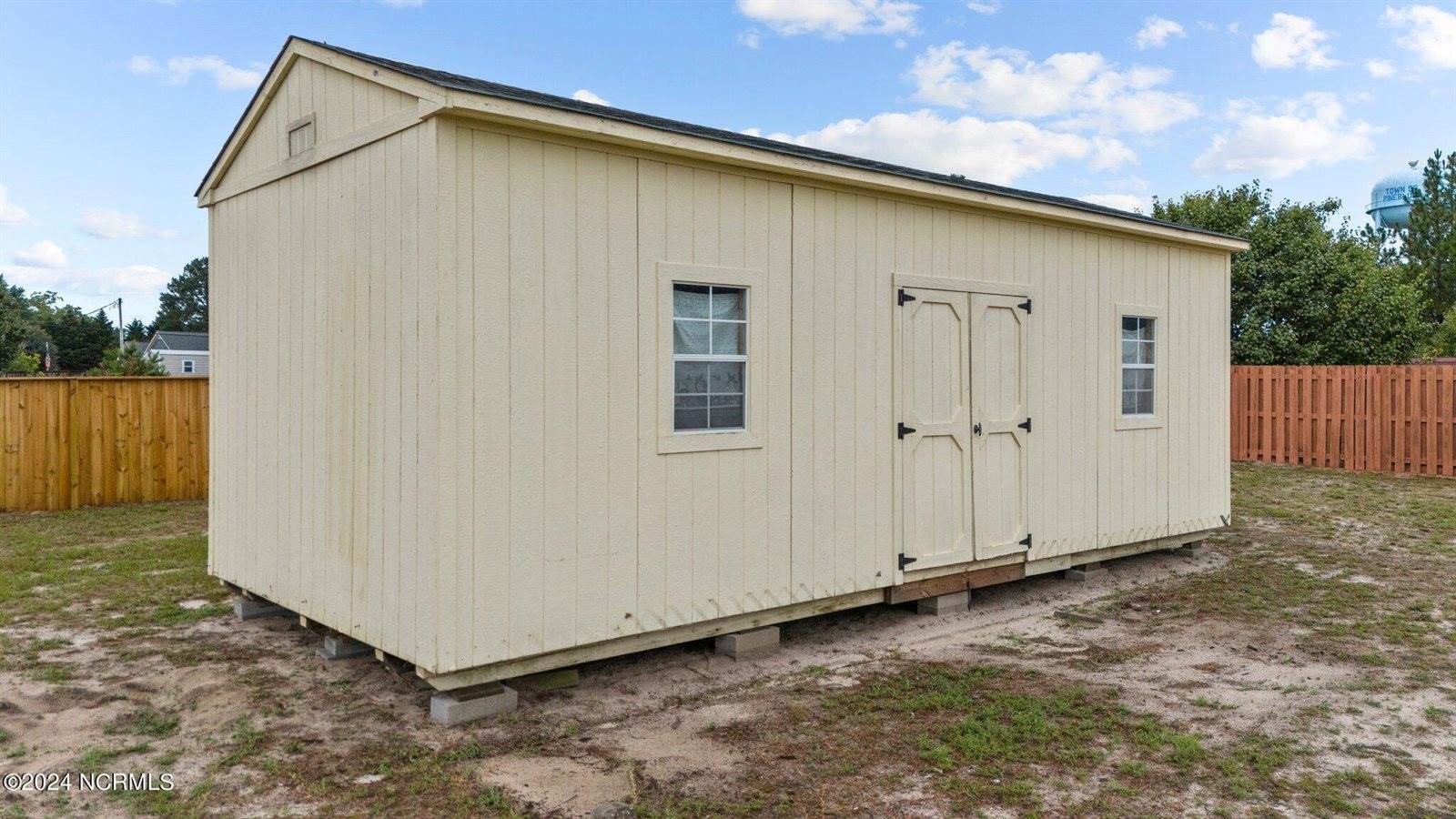 550 West Denny Avenue, Pinebluff, NC 28373