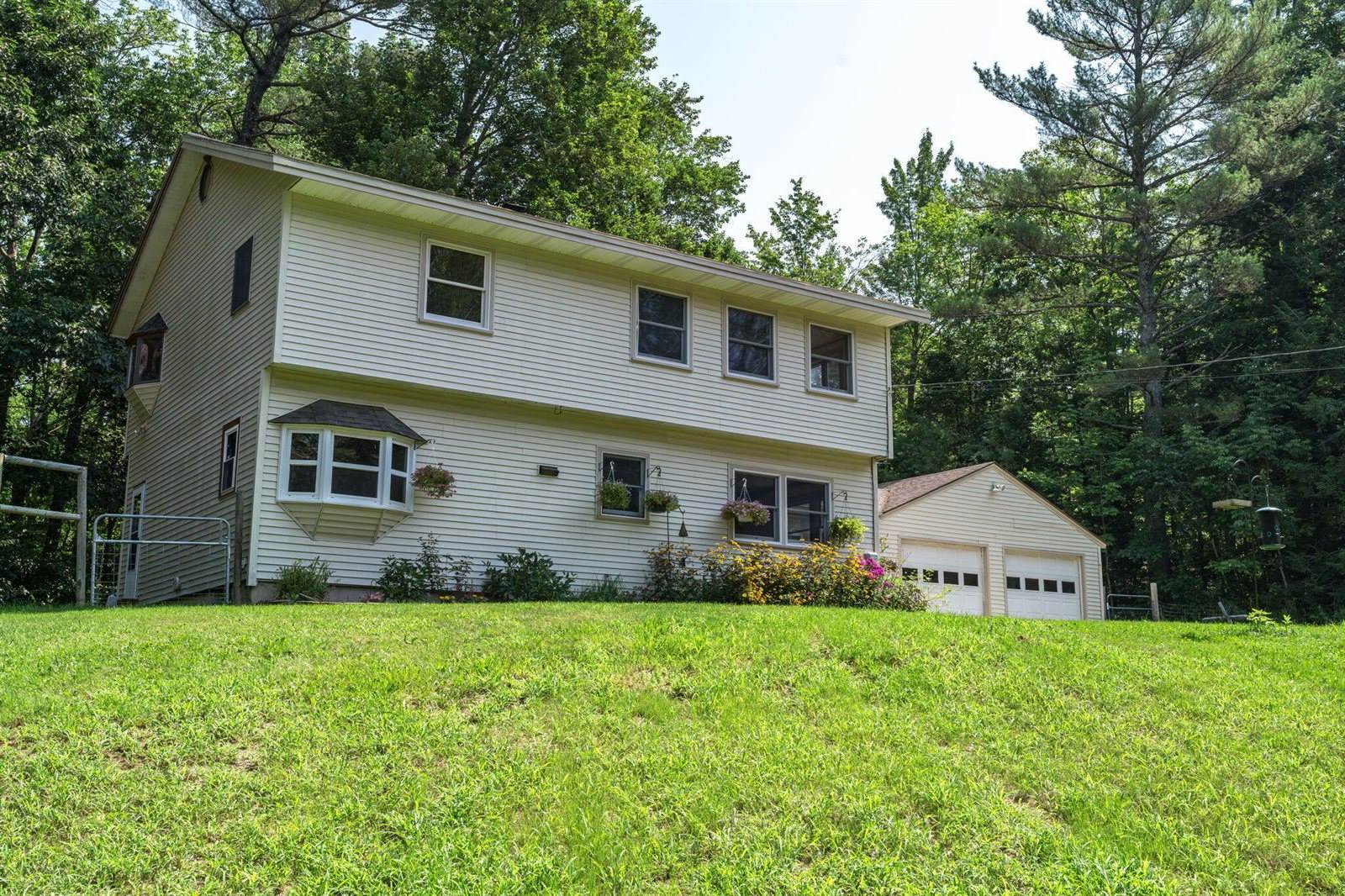 79 Powers Drive Lane, Orland, ME 04472