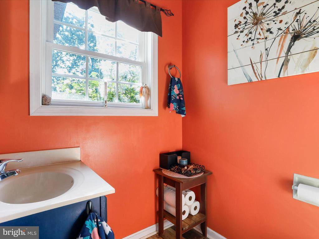 856 Lamplight Road, Inwood, WV 25428