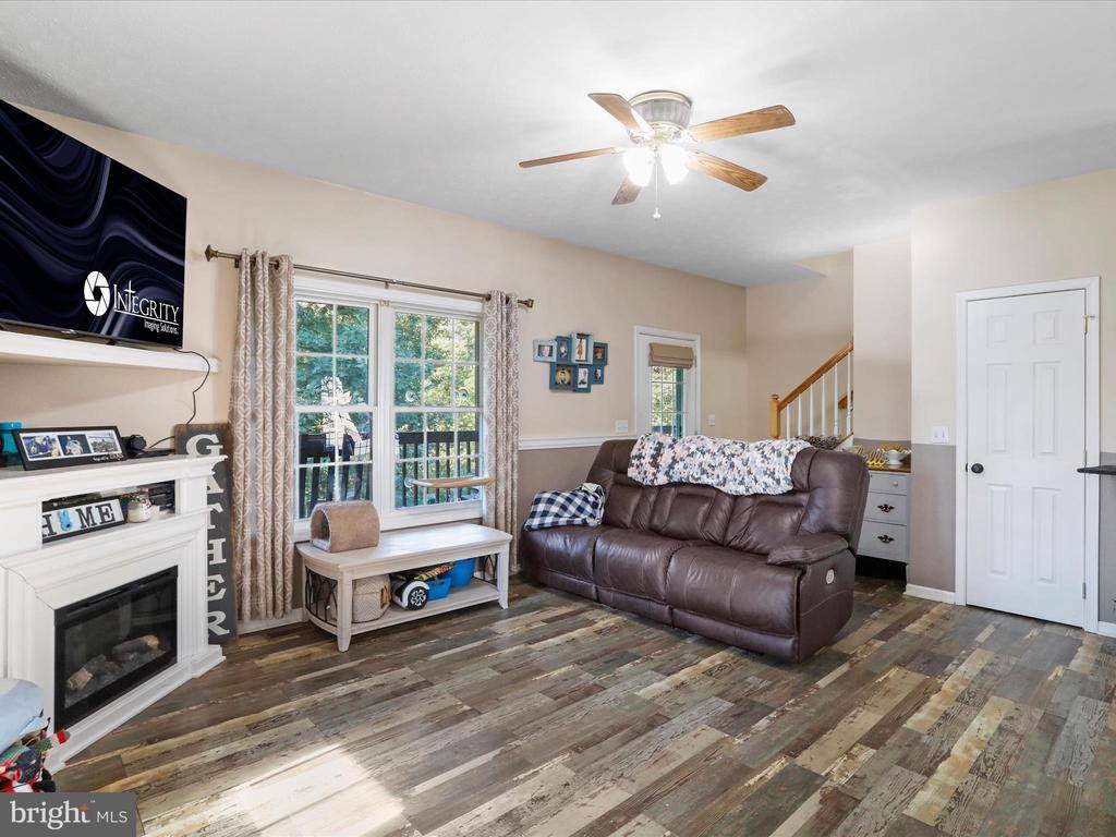 856 Lamplight Road, Inwood, WV 25428