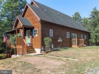 856 Lamplight Road, Inwood, WV 25428