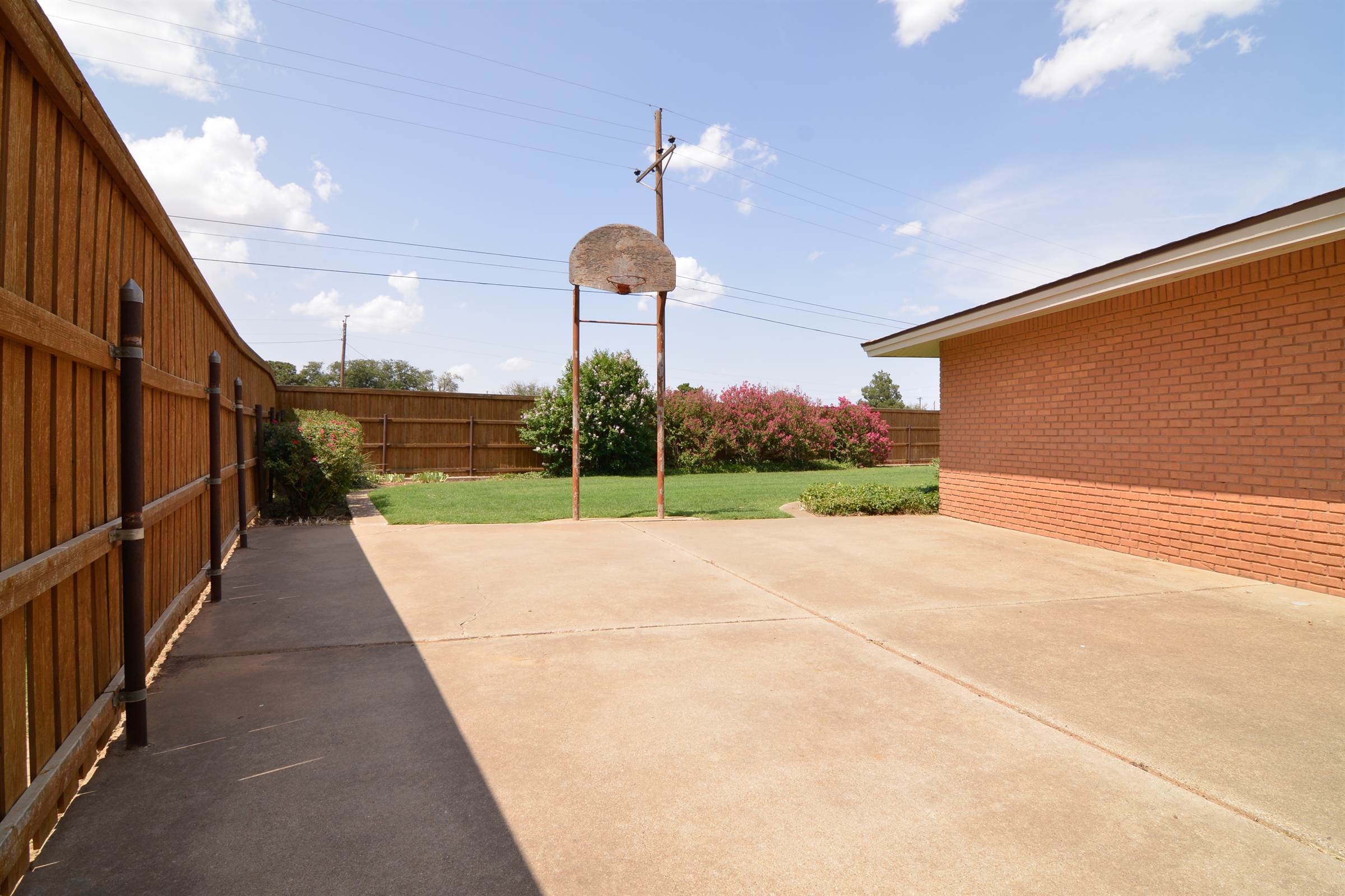 802 6th Street, Wolfforth, TX 79382