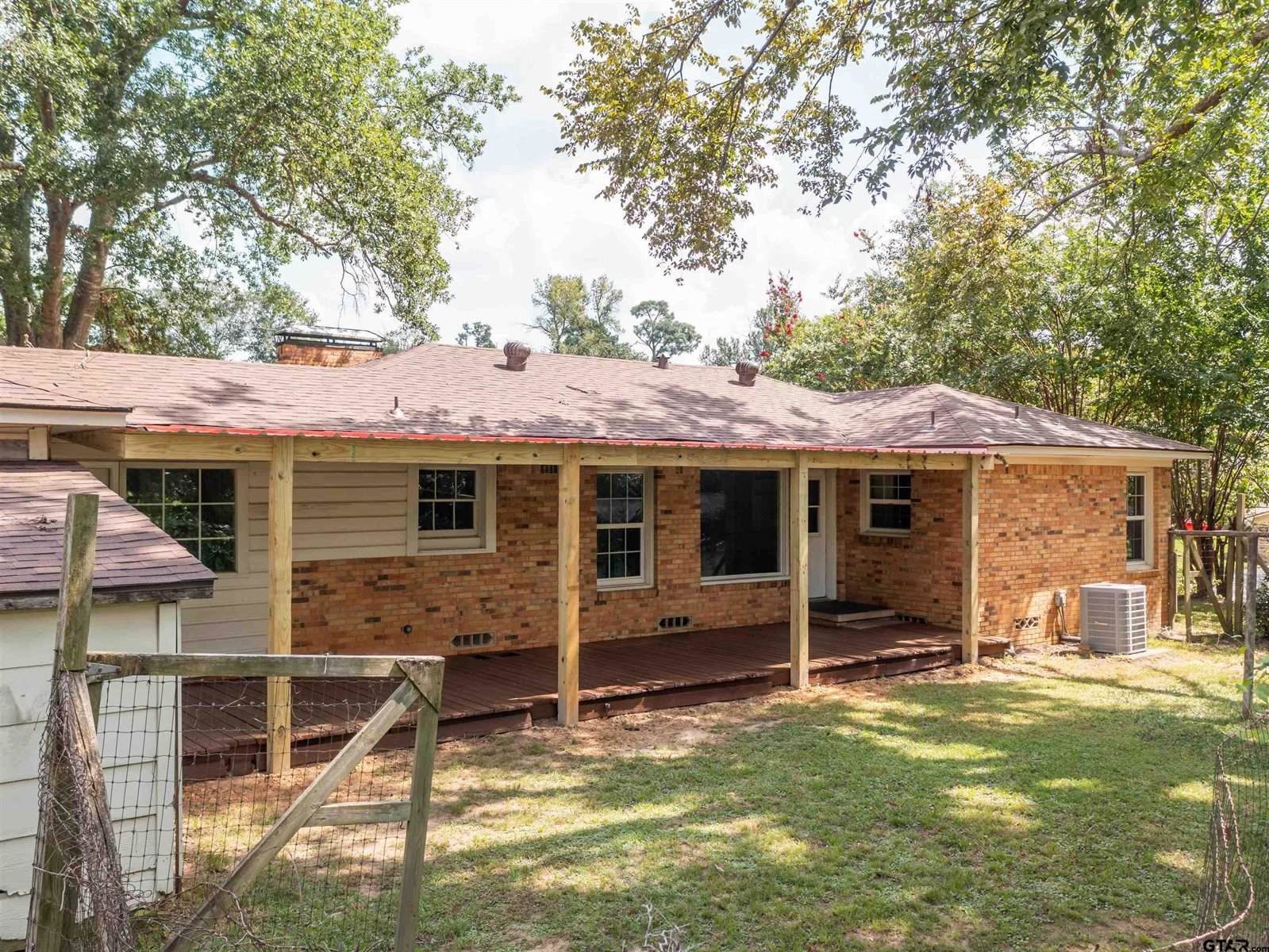 2419 Sampson Drive, Tyler, TX 75701