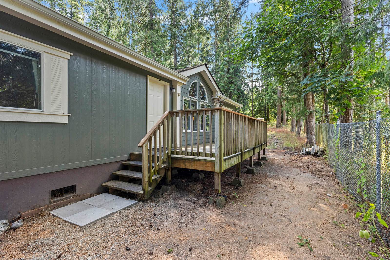 42112 Cape Horn Drive, Concrete, WA 98237