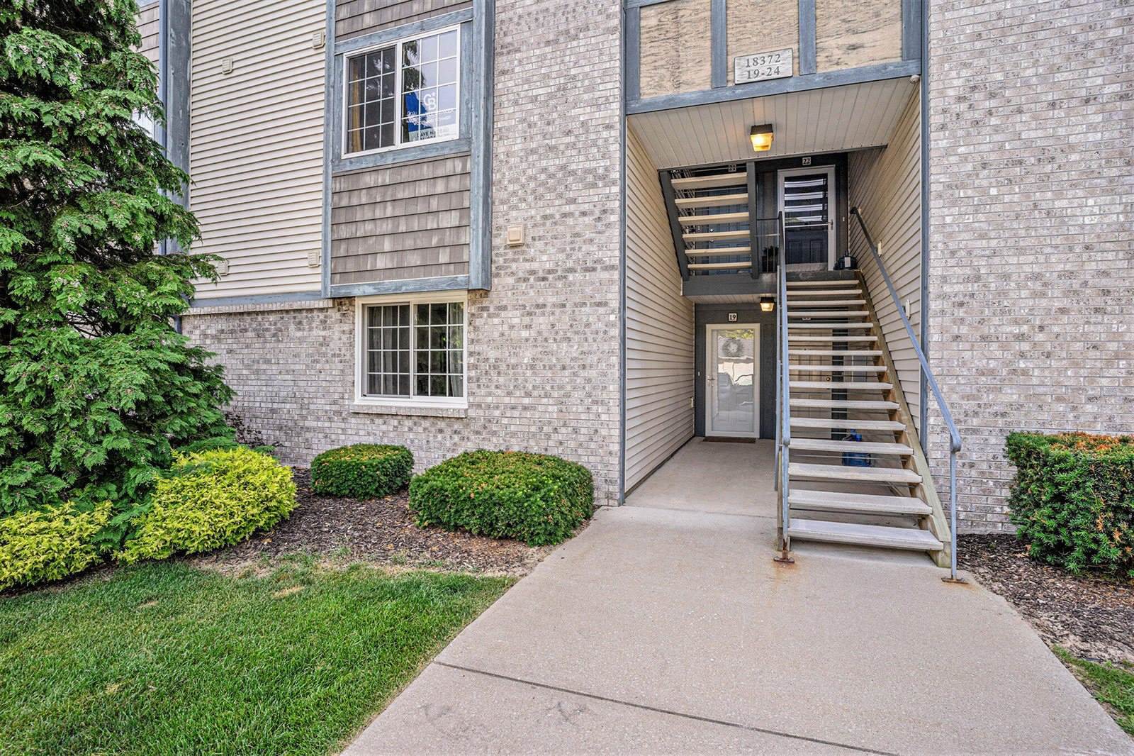 18372 North Ridge Court, Spring Lake, MI 49456